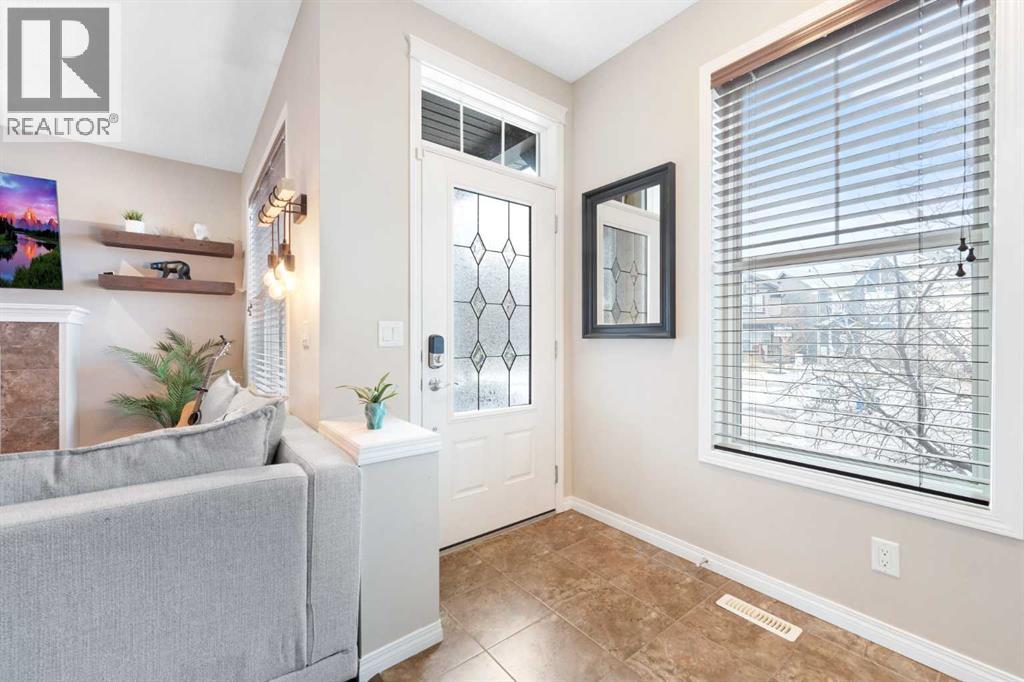 24 New Brighton Court SE, Calgary, Alberta  T2Z 0Y1 - Photo 2 - A2294863