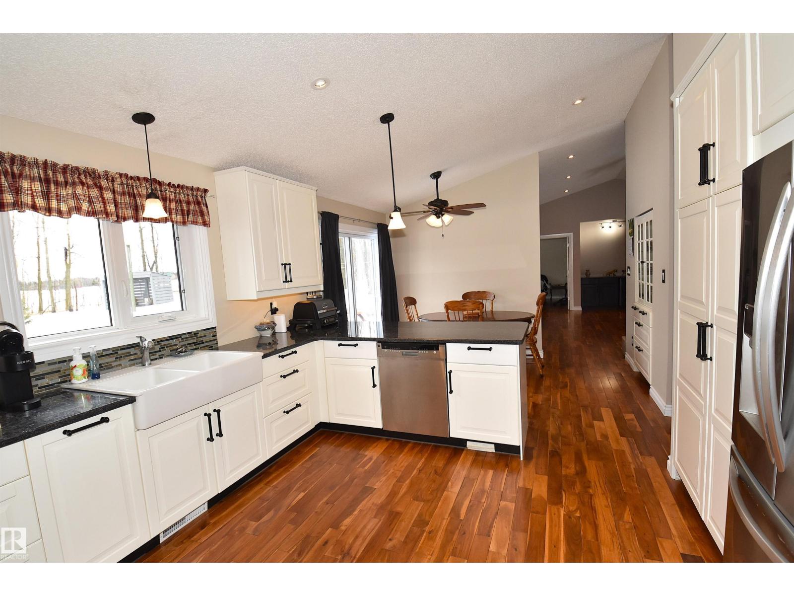 55101 Rge Road 25, Rural Lac Ste. Anne County, Alberta  T0E 1V0 - Photo 32 - E4478594