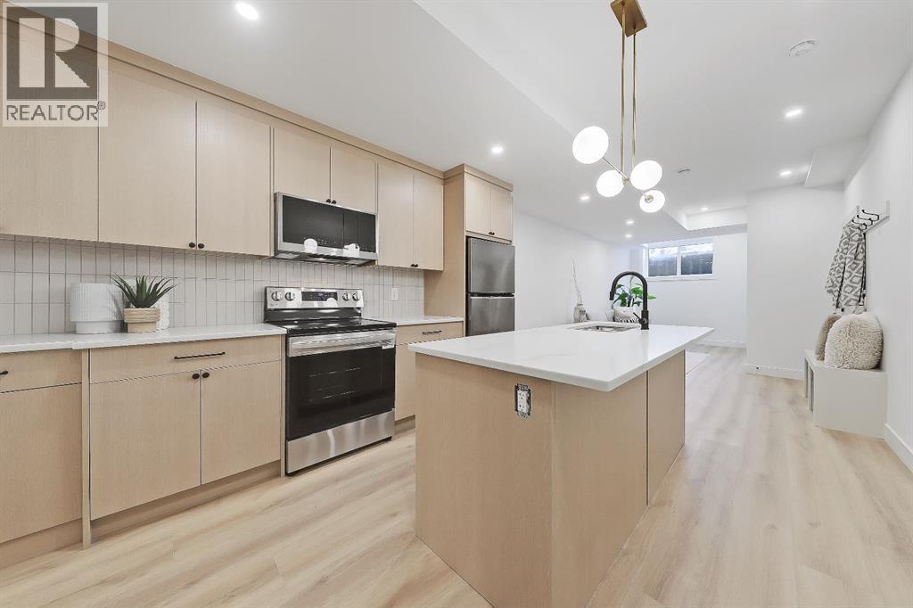 417 22 Avenue NW, Calgary, Alberta  T2M 1N4 - Photo 34 - A2286632