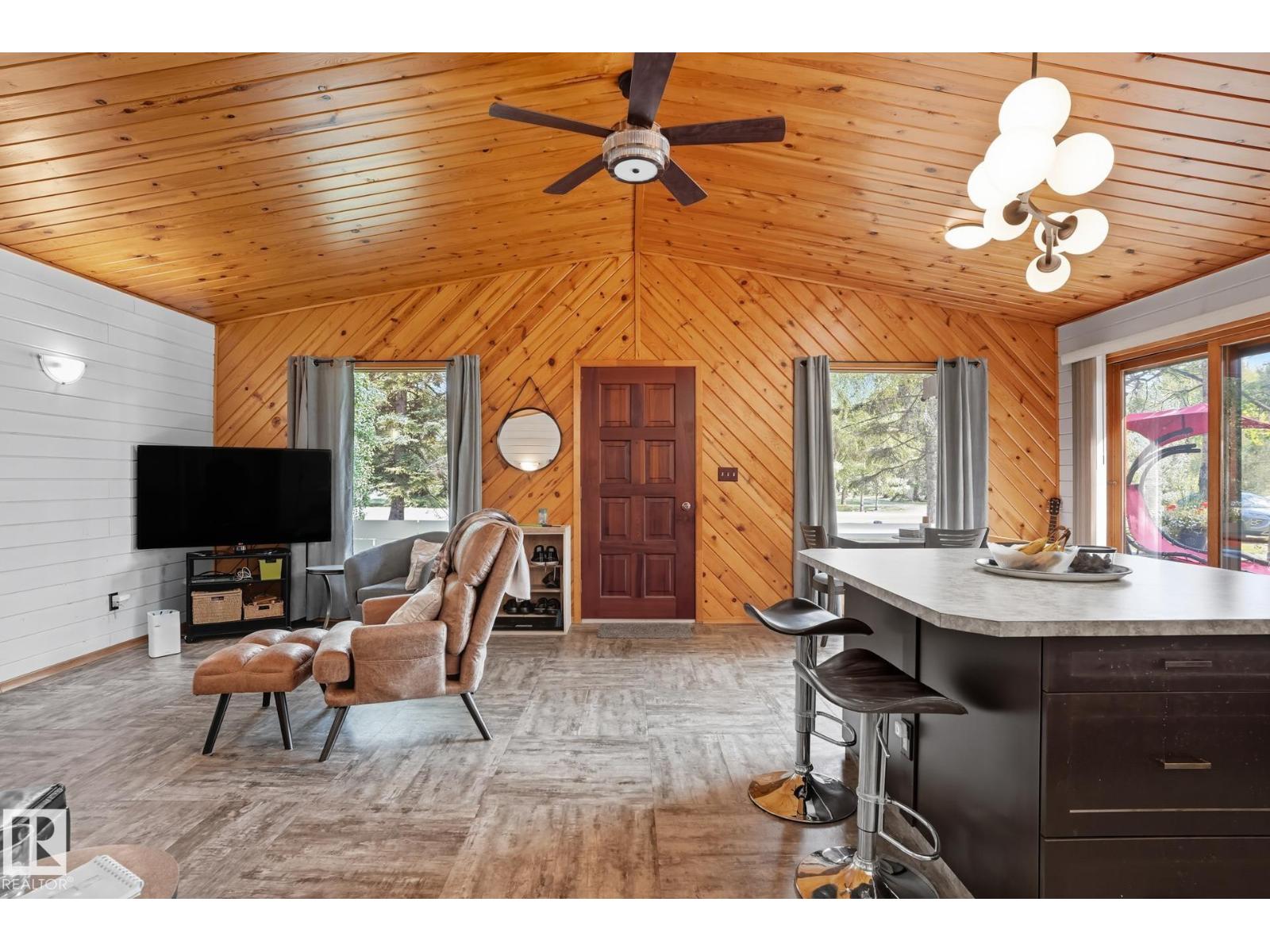 6309 49 St, Rural Wetaskiwin County, Alberta  T0C 2C0 - Photo 8 - E4457537