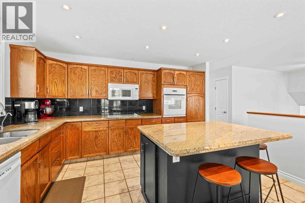 824 6 Avenue NE, Three Hills, Alberta  T0M 2A0 - Photo 10 - A2293512