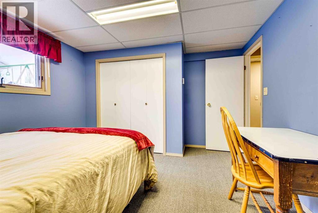 824 6 Avenue NE, Three Hills, Alberta  T0M 2A0 - Photo 31 - A2293512