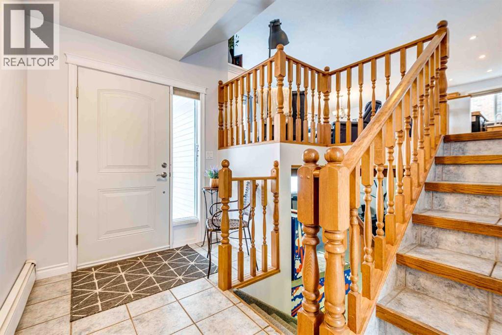 824 6 Avenue NE, Three Hills, Alberta  T0M 2A0 - Photo 3 - A2293512