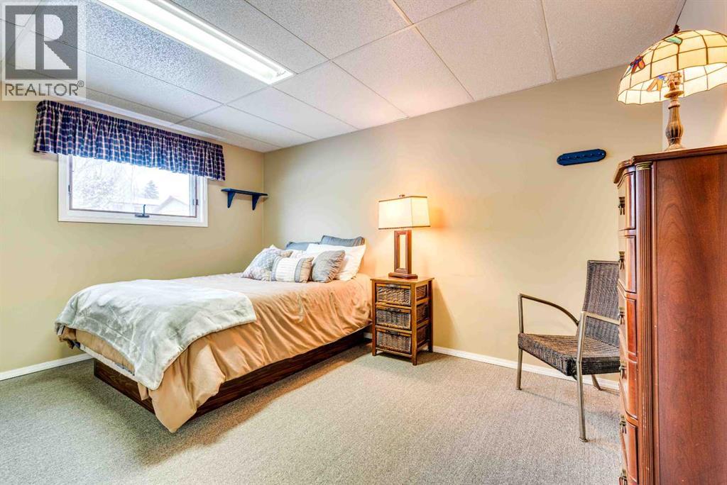 824 6 Avenue NE, Three Hills, Alberta  T0M 2A0 - Photo 32 - A2293512