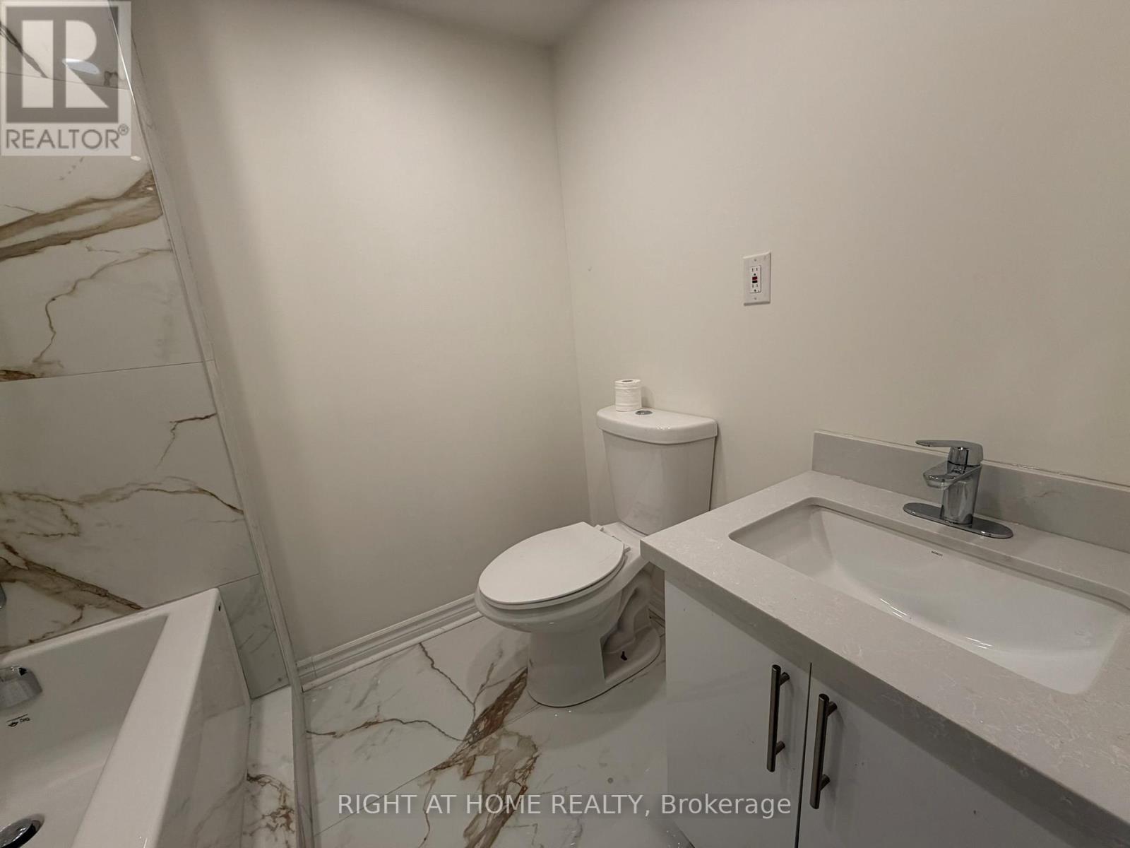 189 - 24 Springfair Avenue, Aurora, Ontario  L4G 3M2 - Photo 27 - N12873516