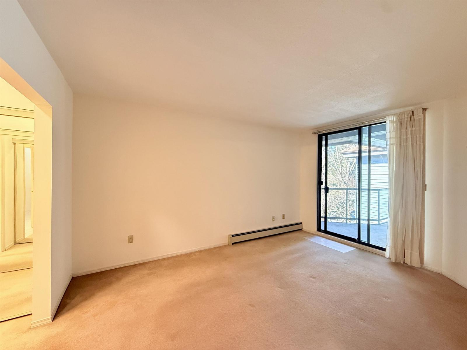 301 15300 17 Avenue, Surrey, British Columbia  V4A 8Y6 - Photo 11 - R3080905