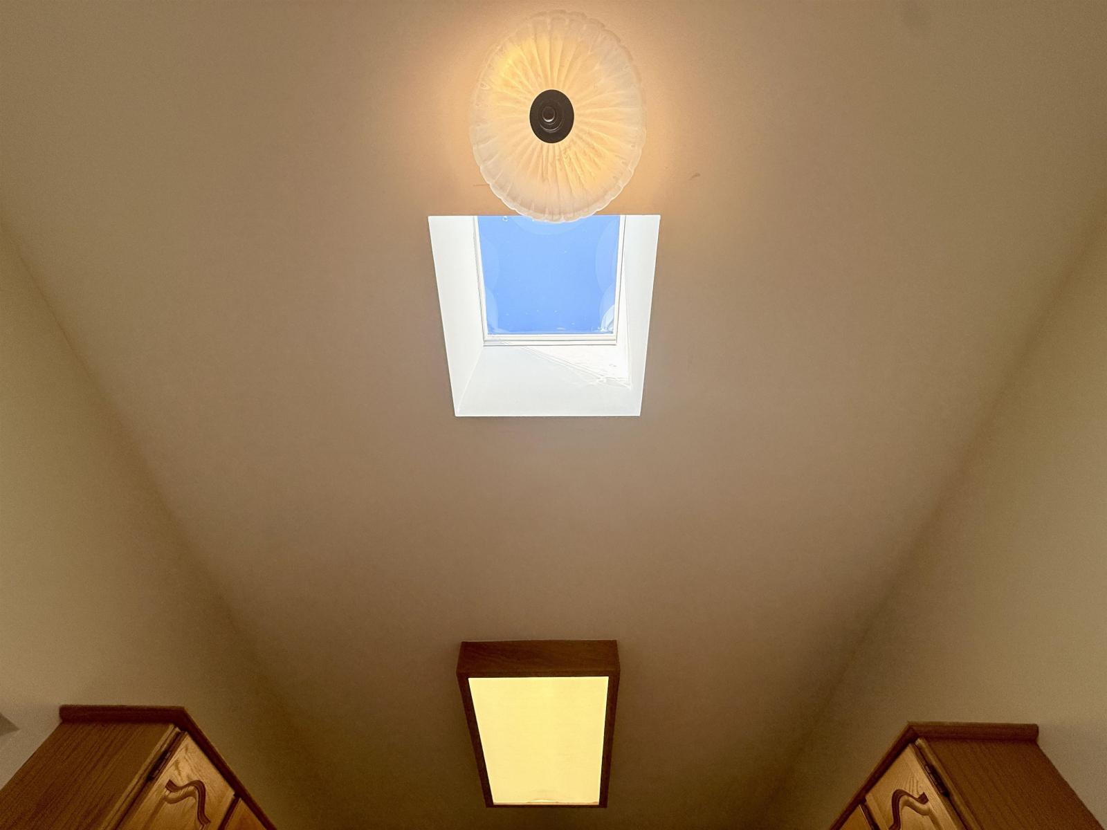 301 15300 17 Avenue, Surrey, British Columbia  V4A 8Y6 - Photo 23 - R3080905