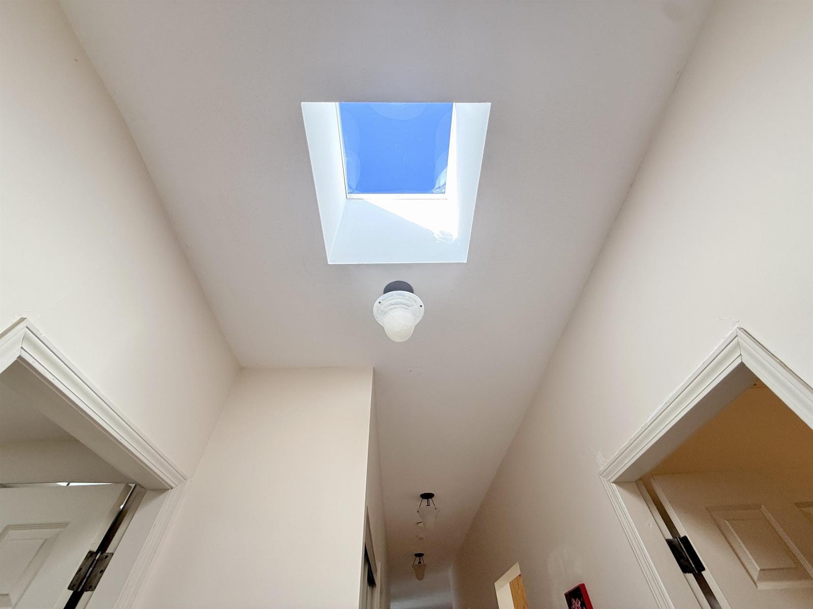 301 15300 17 Avenue, Surrey, British Columbia  V4A 8Y6 - Photo 21 - R3080905