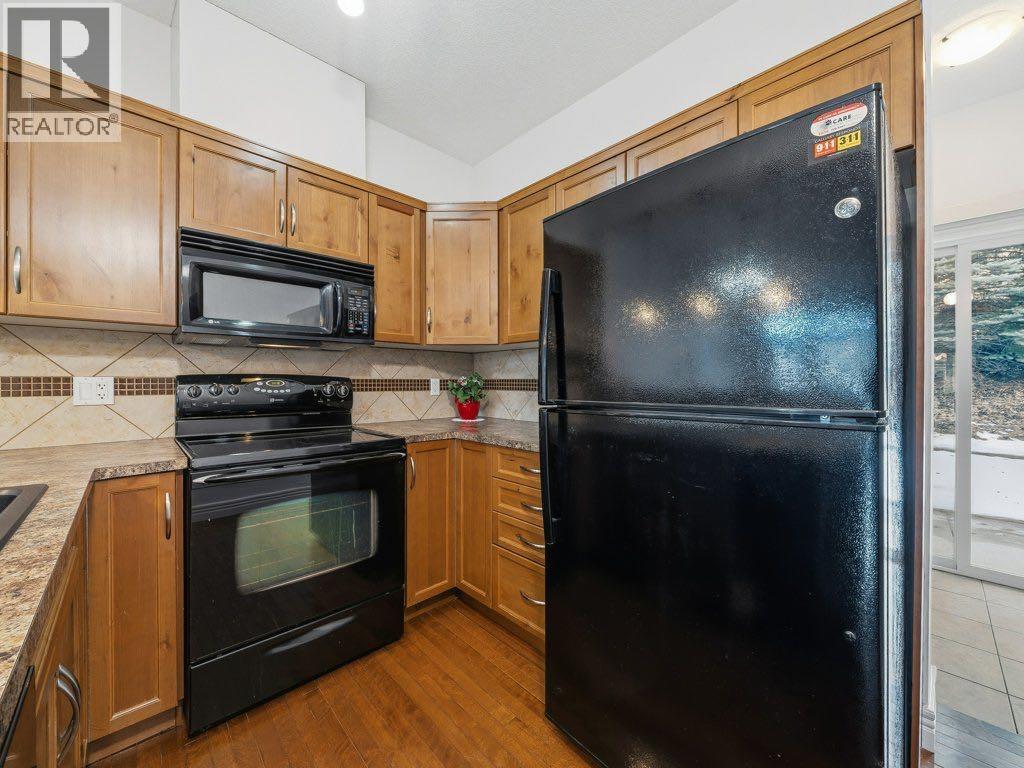 5, 172 Rockyledge View NW, Calgary, Alberta  T3G 6B2 - Photo 5 - A2295035