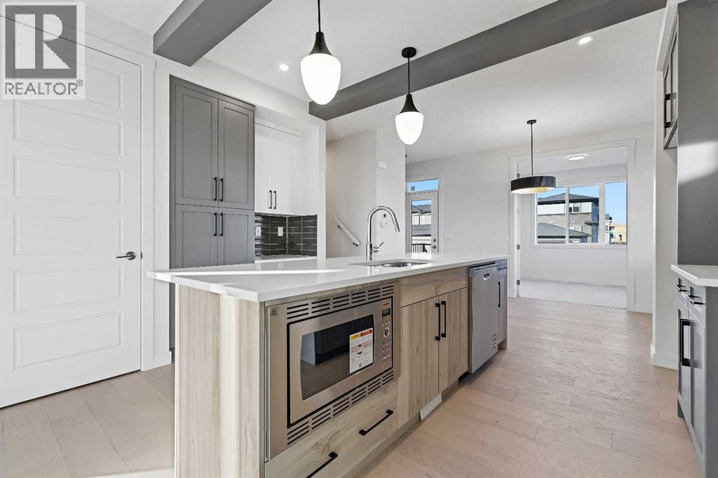 220 Waterford Heath, Chestermere, Alberta  T1X 2Z7 - Photo 13 - A2295417