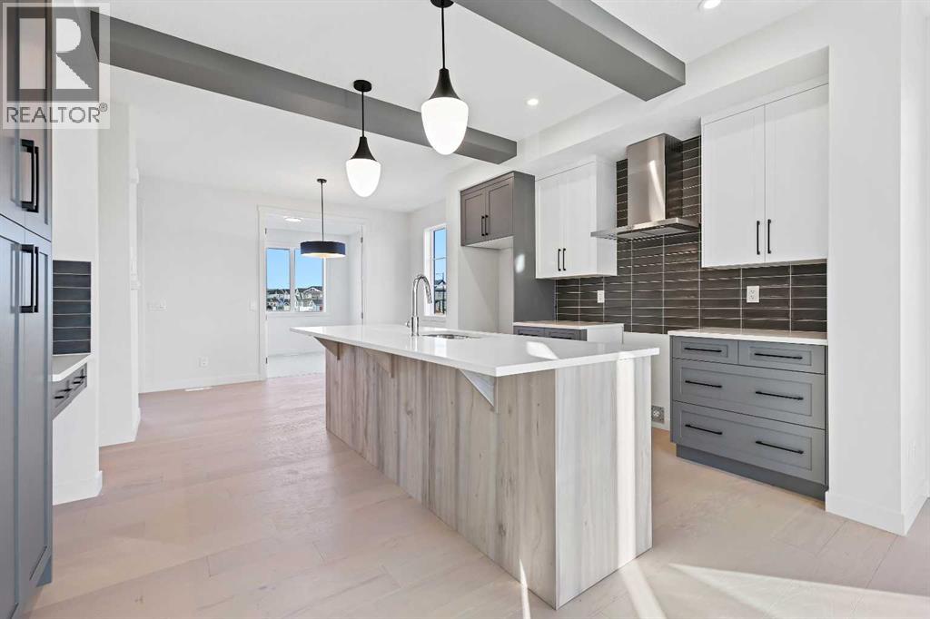 220 Waterford Heath, Chestermere, Alberta  T1X 2Z7 - Photo 9 - A2295417