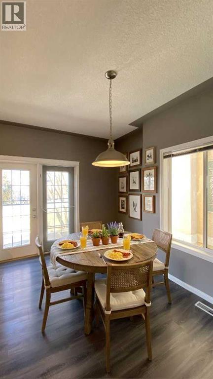 179 Sierra Morena Landing SW, Calgary, Alberta  T3H 4K3 - Photo 10 - A2275907