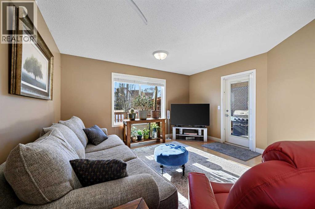 162 West Creek Bay, Chestermere, Alberta  T1X 1K7 - Photo 12 - A2288885