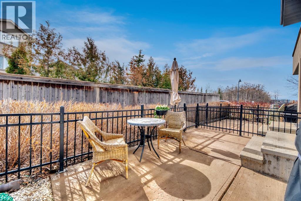 23 Aspen Hills Terrace SW, Calgary, Alberta  T3H 0P3 - Photo 4 - A2294416