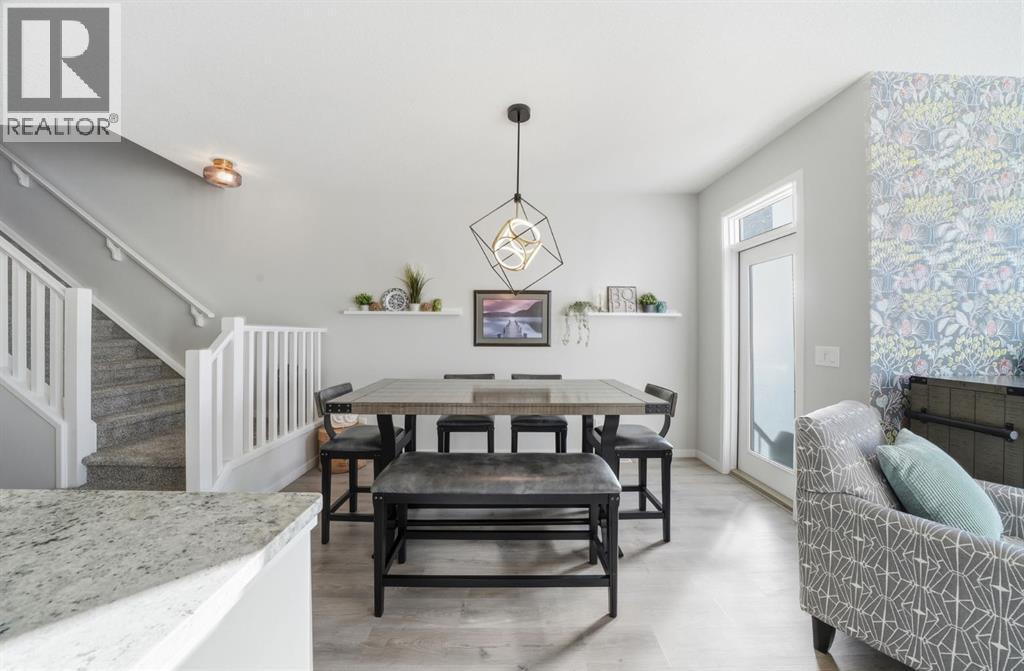 35 Cranbrook Gardens SE, Calgary, Alberta  T3M 2X5 - Photo 9 - A2294984