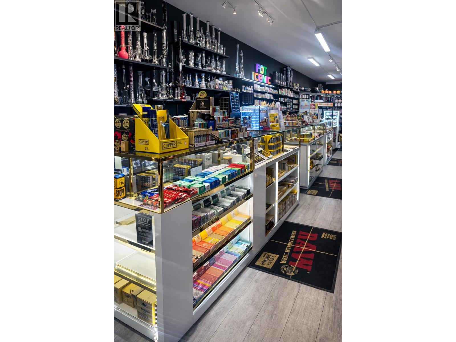 3243 W Broadway, Vancouver, British Columbia  V6K 2H5 - Photo 3 - C8077066