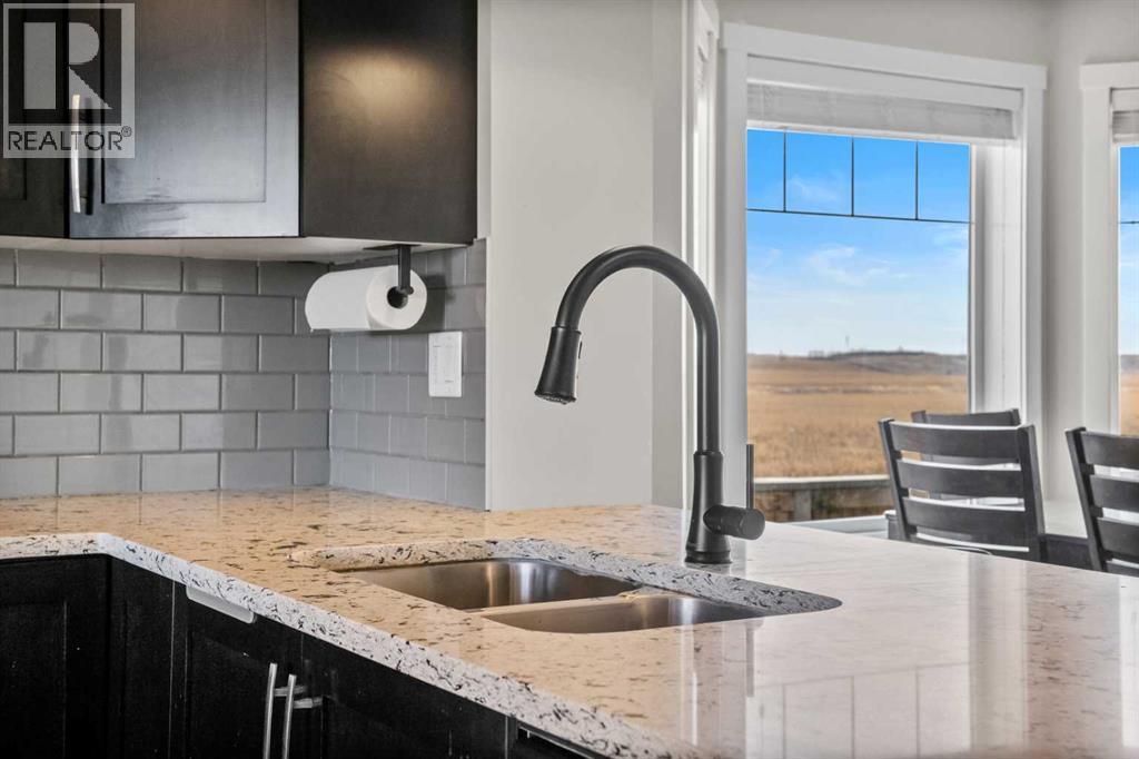 1101, 2400 Ravenswood View SE, Airdrie, Alberta  T4A 0V7 - Photo 17 - A2295072