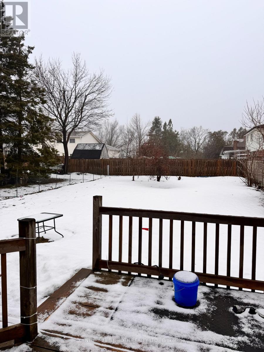 34 Cundles Road E, Barrie, Ontario  L4M 2Z5 - Photo 11 - S12906974