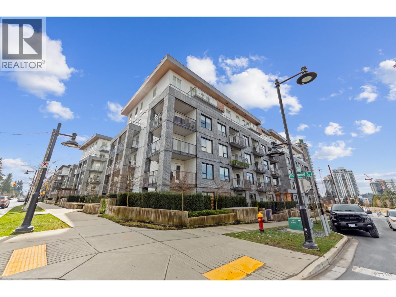 610 648 LEA AVENUE, Coquitlam, British Columbia