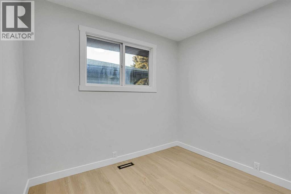 12112 Canfield Road SW, Calgary, Alberta  T2W 1V2 - Photo 15 - A2295382