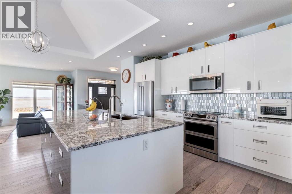 252039 Range Road 255, Rural Wheatland County, Alberta  T1P 0W3 - Photo 10 - A2294091