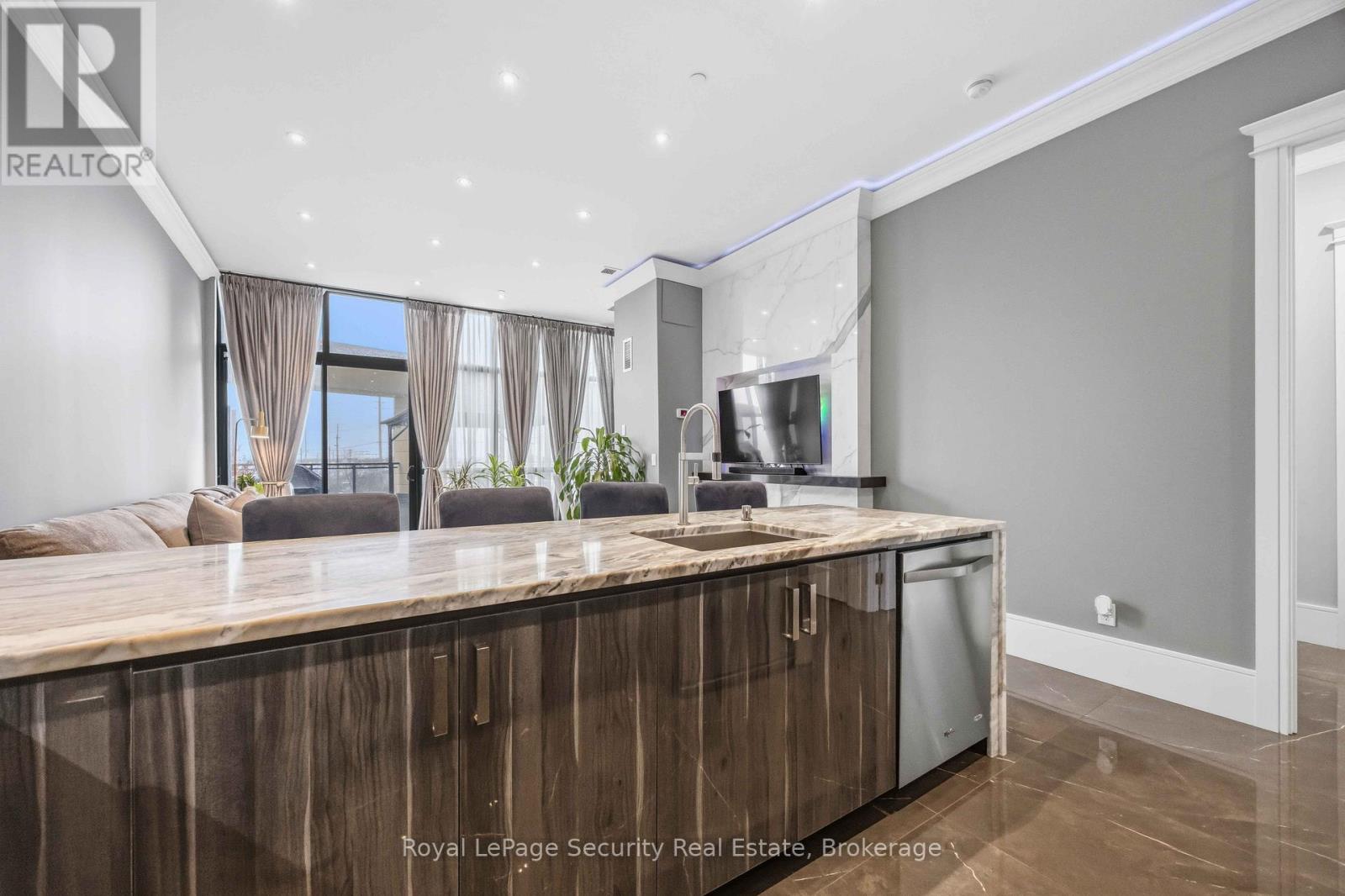 202 - 2900 Highway 7, Vaughan, Ontario L4K 0G3 - Photo 17 - N12906980