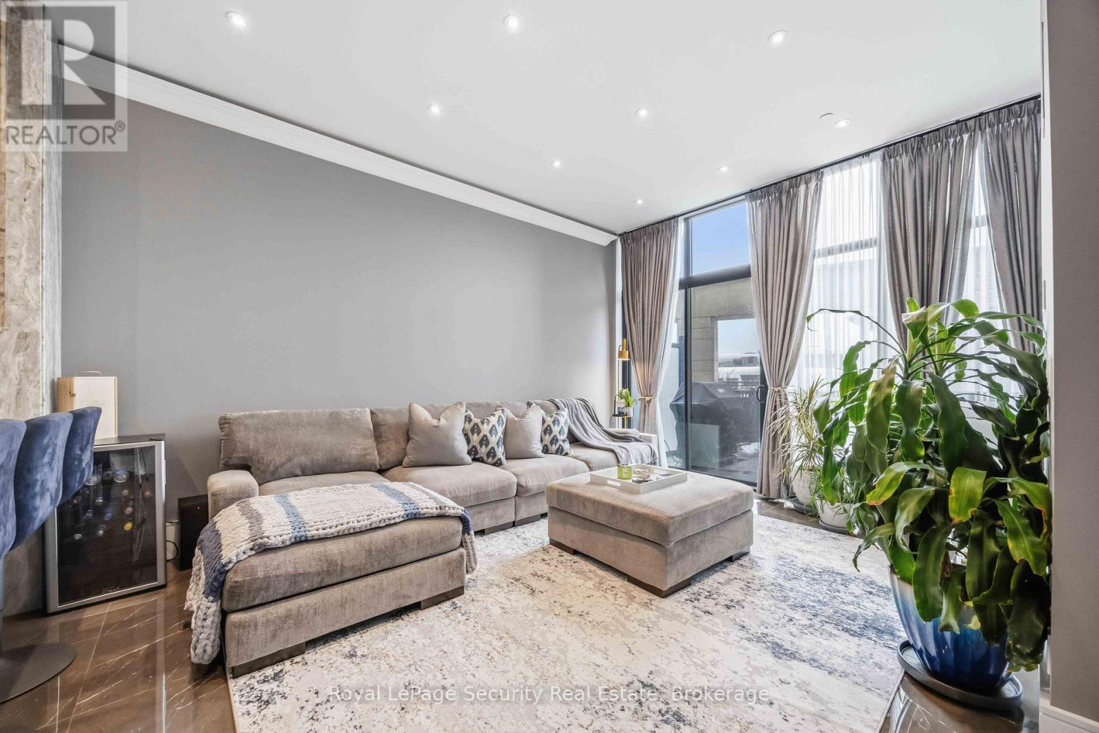 202 - 2900 Highway 7, Vaughan, Ontario L4K 0G3 - Photo 6 - N12906980