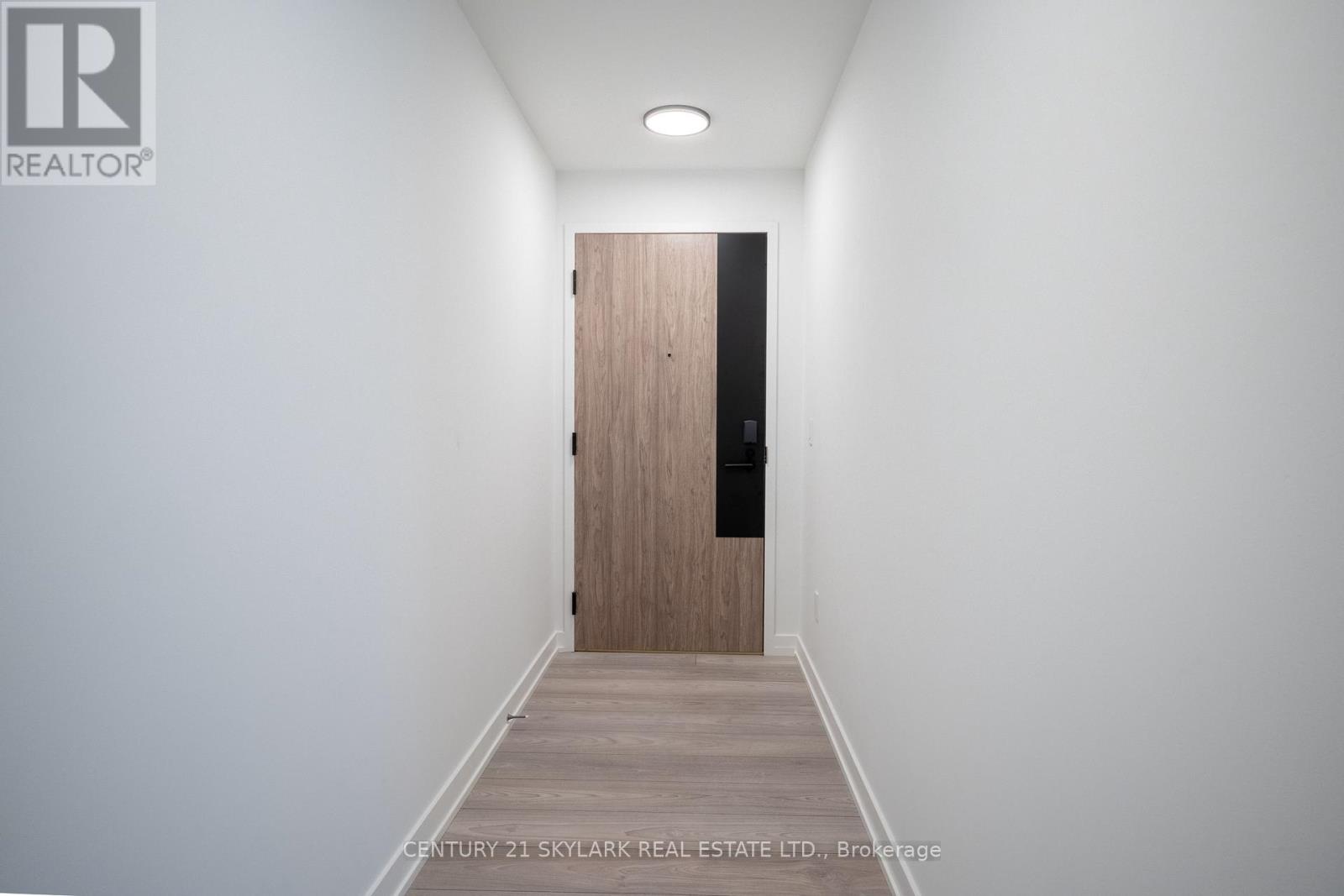 #509 - 1007 The Queensway Street, Toronto, Ontario M8Z 0H4 - Photo 3 - W12906994