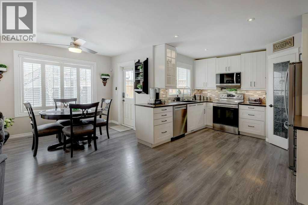 2033 Sagewood Point Sw, Airdrie, Alberta  T4b 3P1 - Photo 3 - A2293088