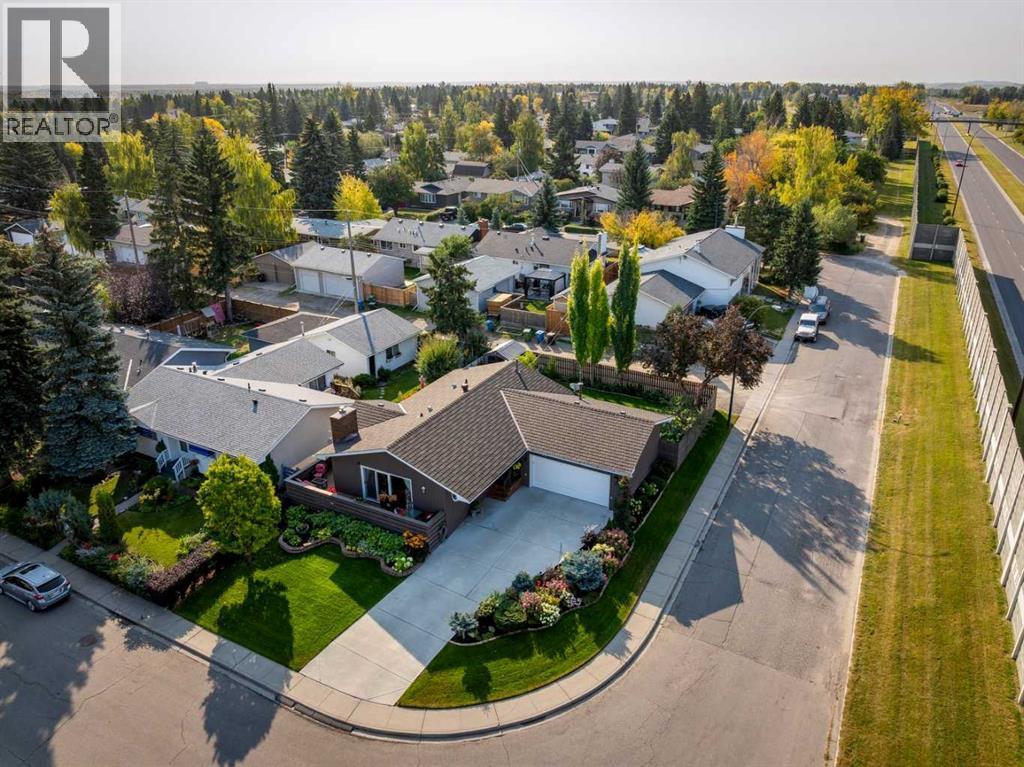 1423 107 Avenue SW, Calgary, Alberta  T2W 0C1 - Photo 2 - A2294949