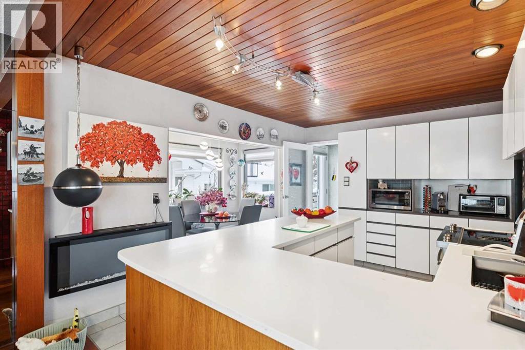 1423 107 Avenue SW, Calgary, Alberta  T2W 0C1 - Photo 21 - A2294949