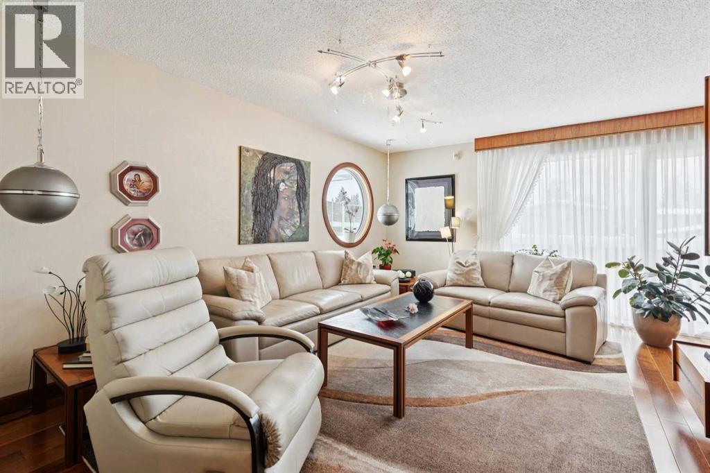 1423 107 Avenue SW, Calgary, Alberta  T2W 0C1 - Photo 14 - A2294949