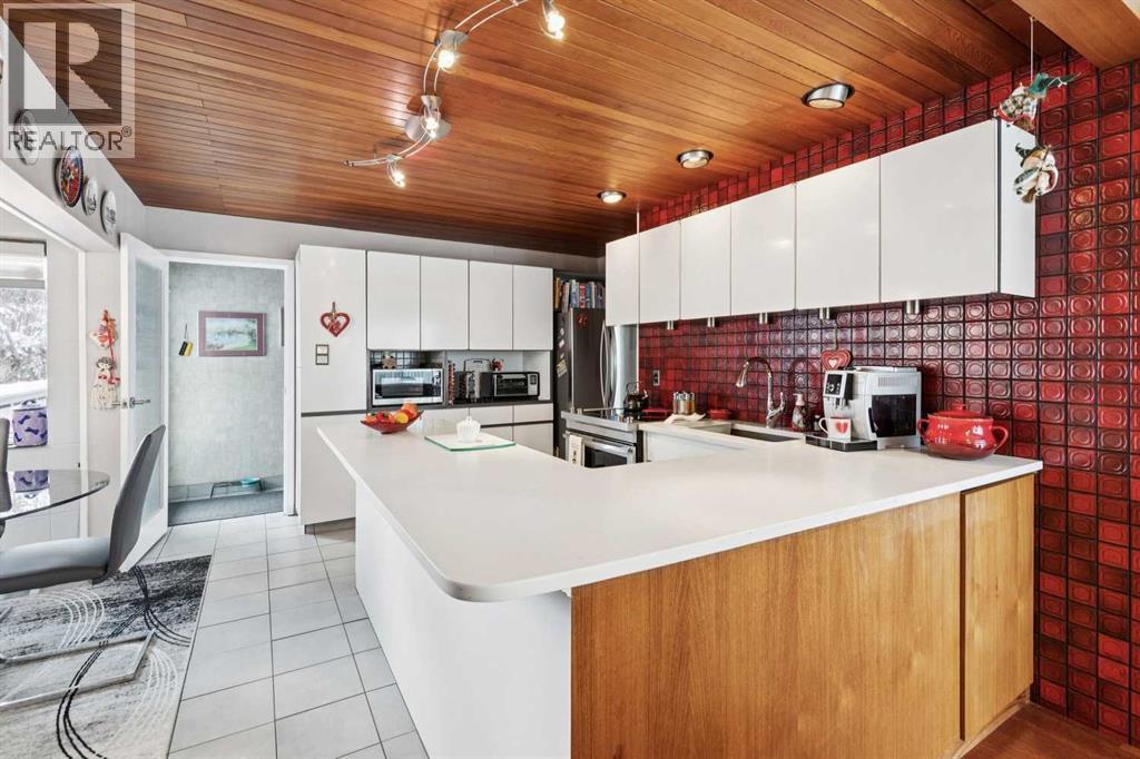 1423 107 Avenue SW, Calgary, Alberta  T2W 0C1 - Photo 20 - A2294949