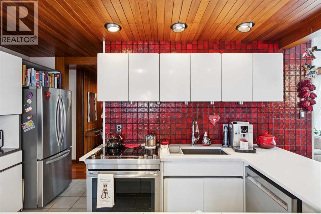 1423 107 Avenue SW, Calgary, Alberta  T2W 0C1 - Photo 25 - A2294949