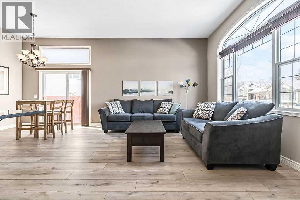 119 Mt Aberdeen Close SE, Calgary, Alberta  T2X 3N1 - Photo 5 - A2294975