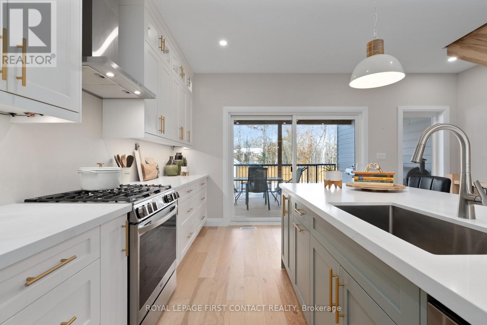 18 Lakeview Road, Oro-Medonte, Ontario  L0L 2E0 - Photo 16 - S12657214