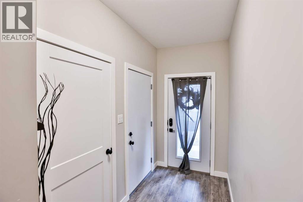 1, 1580 Stafford Drive N, Lethbridge, Alberta  T1H 7G8 - Photo 3 - A2291586