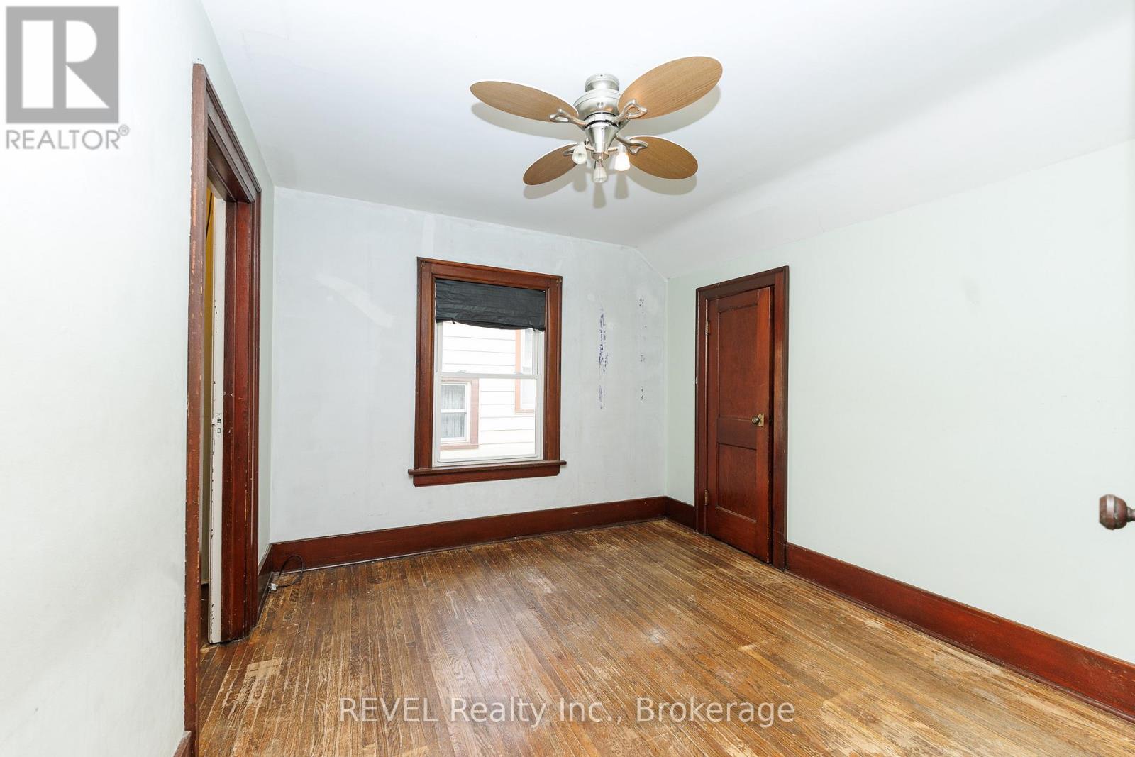 5113 Willmott Street, Niagara Falls, Ontario  L2E 2A4 - Photo 15 - X12612630