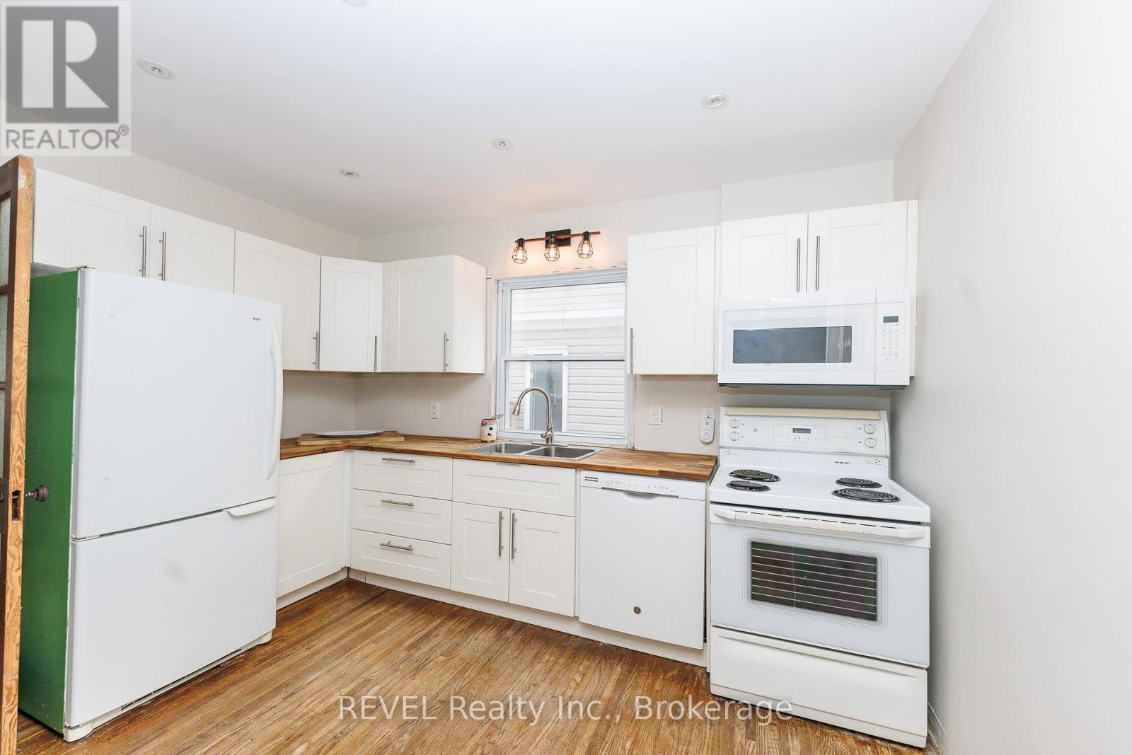 5113 Willmott Street, Niagara Falls, Ontario  L2E 2A4 - Photo 11 - X12612630