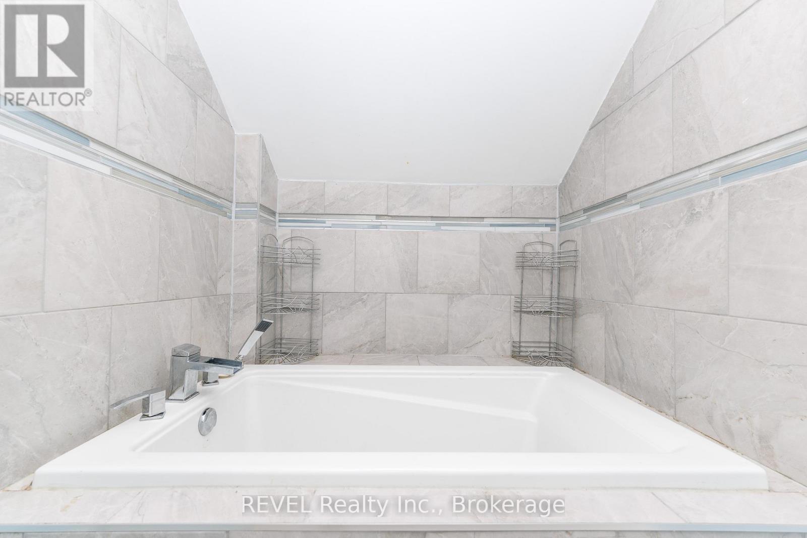 5113 Willmott Street, Niagara Falls, Ontario  L2E 2A4 - Photo 19 - X12612630