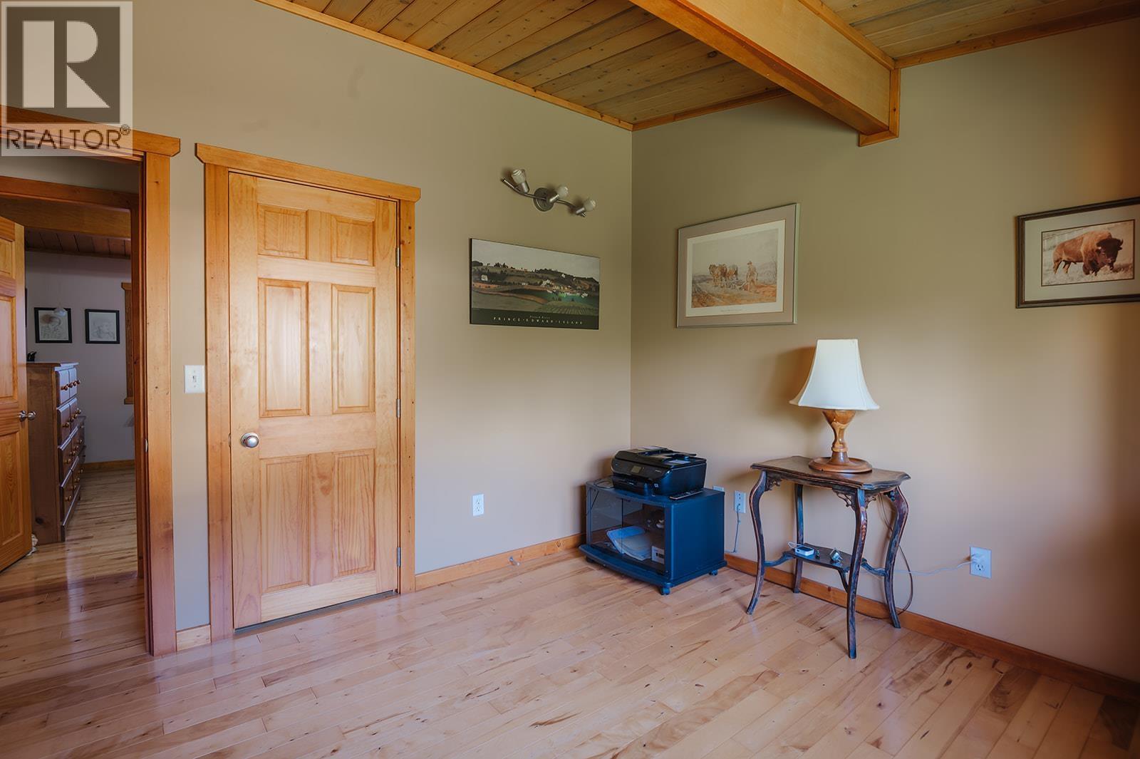 12732 Warnock Road, Madeira Park, British Columbia  V0N 2H1 - Photo 17 - R3102144