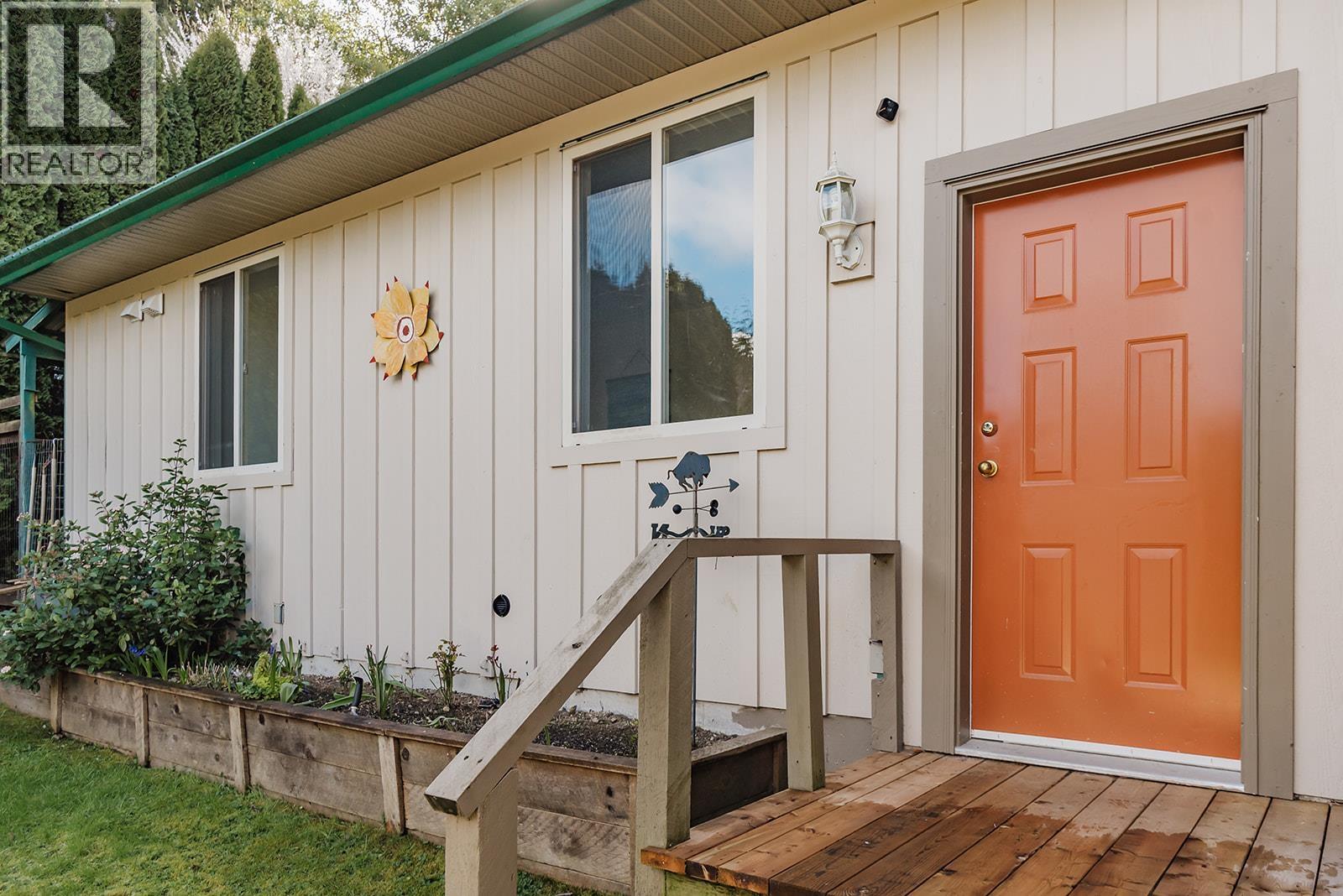 12732 Warnock Road, Madeira Park, British Columbia  V0N 2H1 - Photo 26 - R3102144