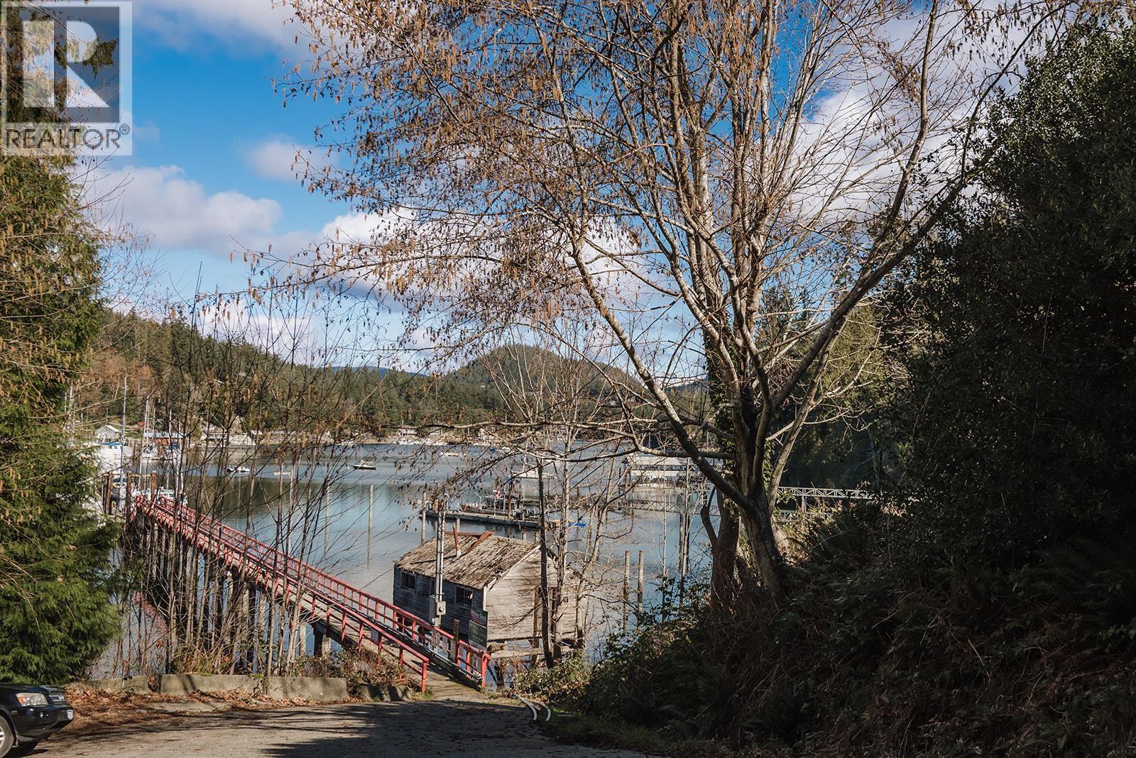 12732 Warnock Road, Madeira Park, British Columbia  V0N 2H1 - Photo 37 - R3102144