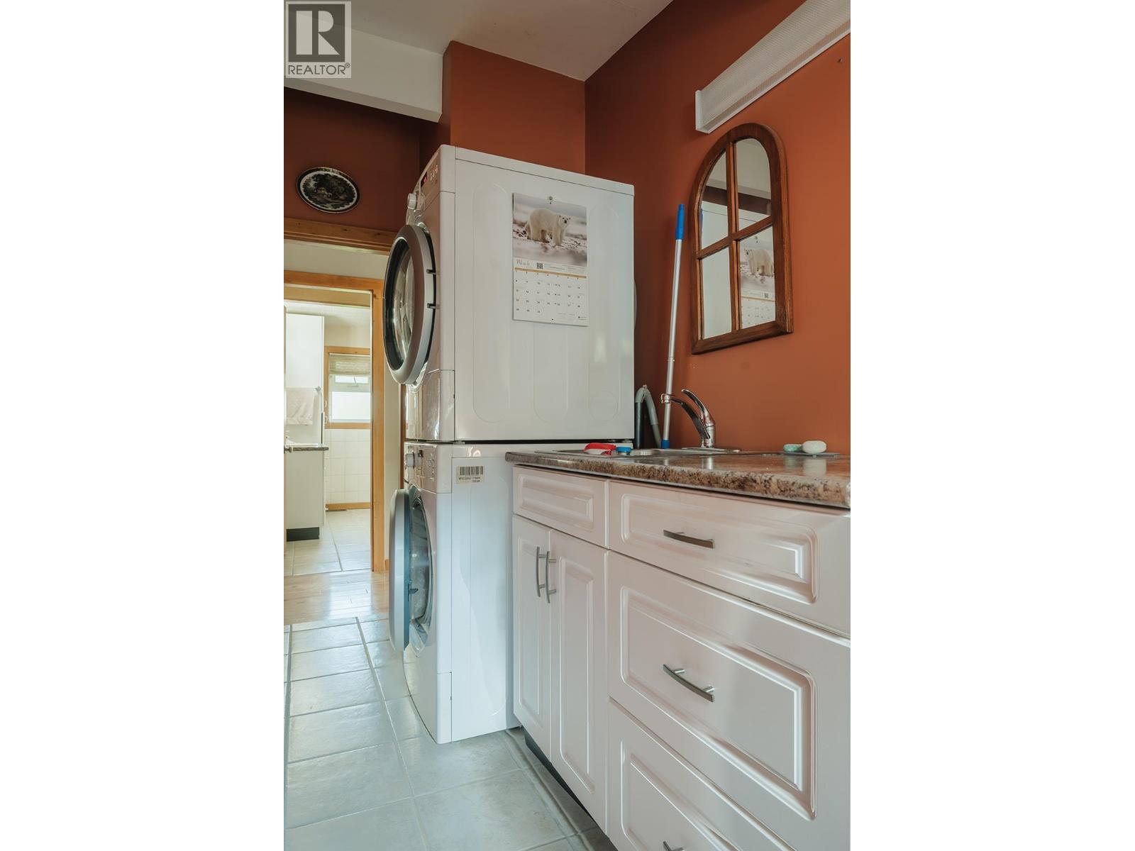 12732 Warnock Road, Madeira Park, British Columbia  V0N 2H1 - Photo 7 - R3102144