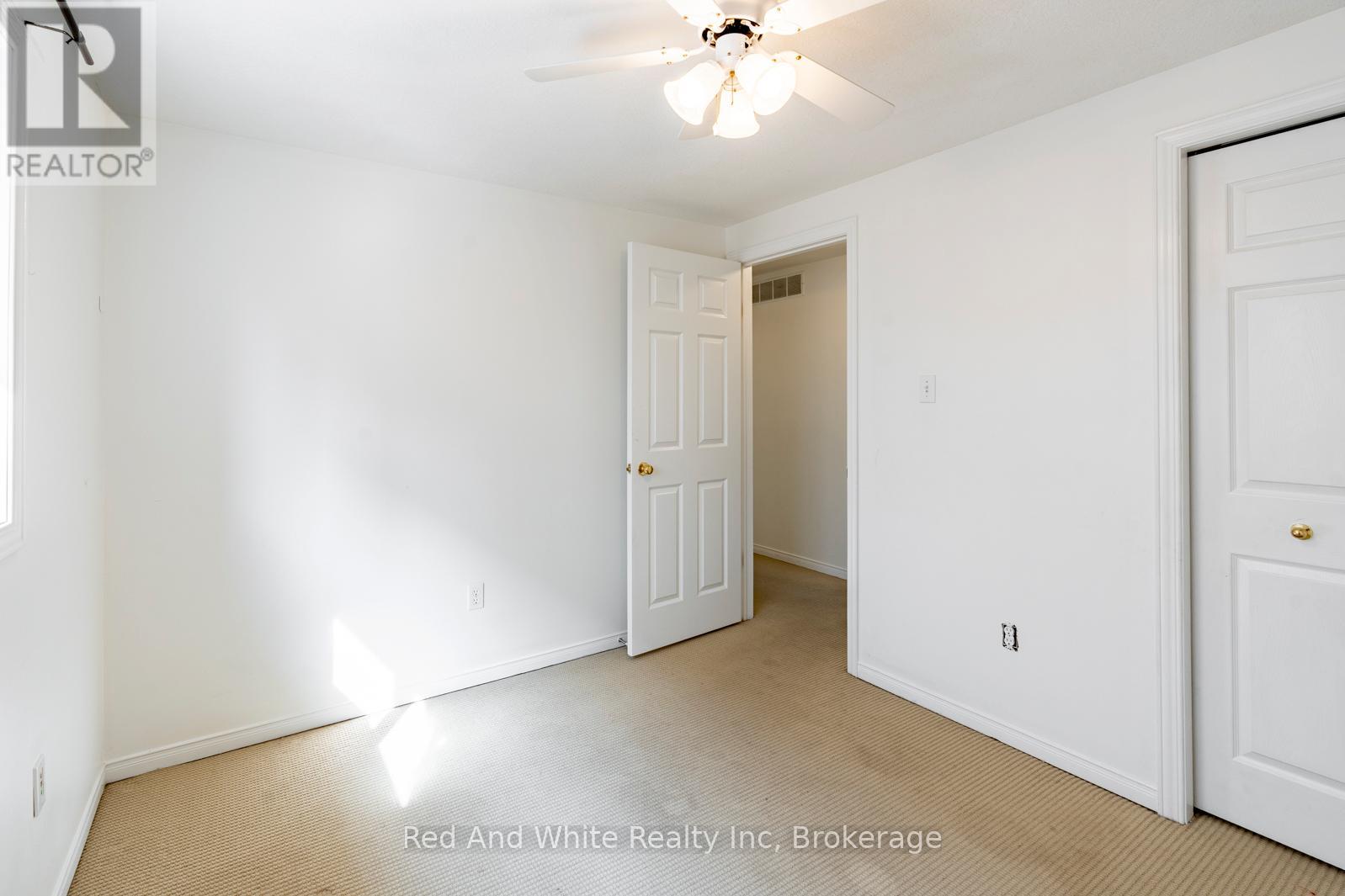 Upper - 79 Munroe Crescent, Guelph, Ontario  N1G 5E3 - Photo 19 - X12907008