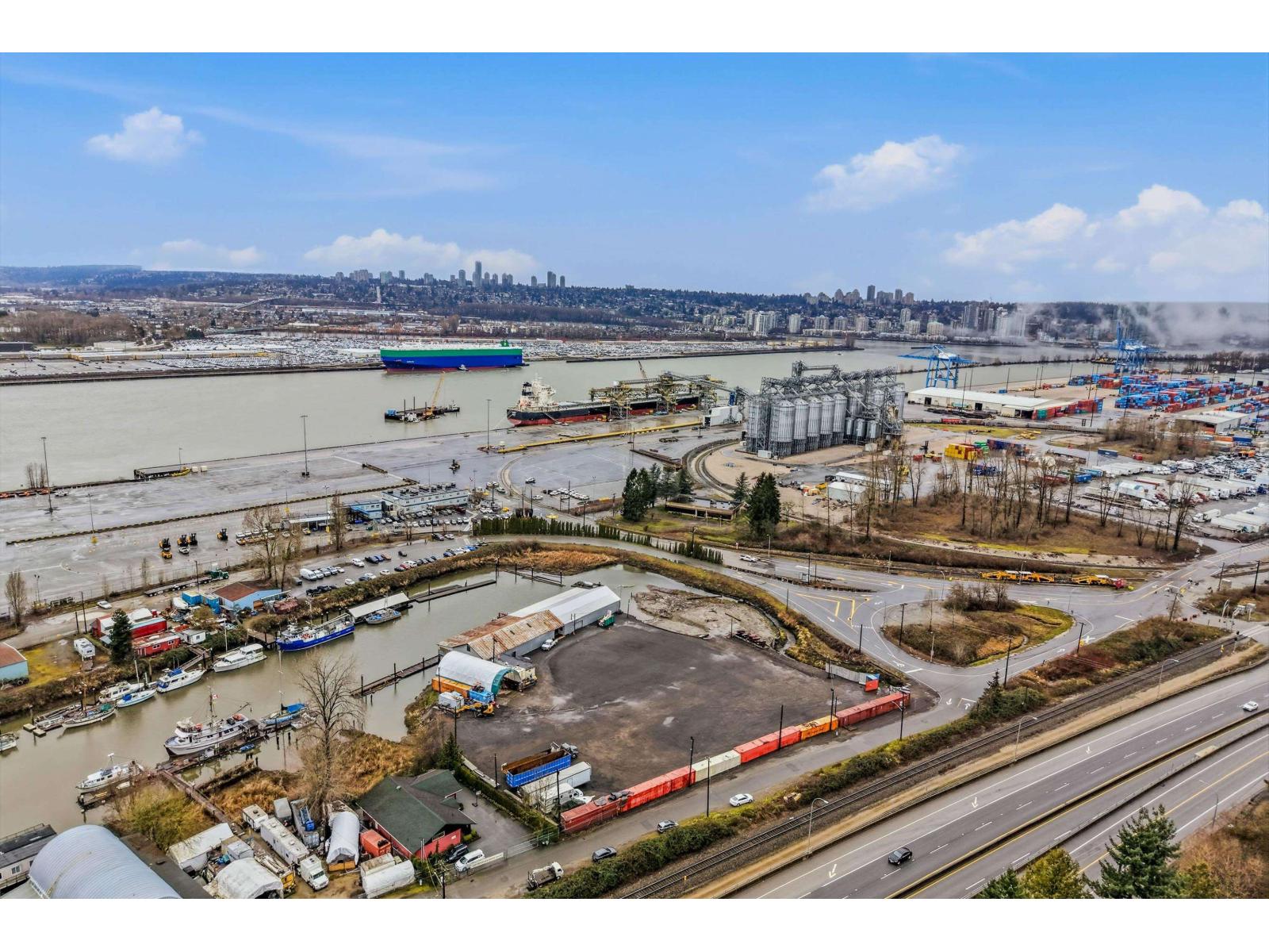 9561 - 9563 &-9569 Gunderson Road, Surrey, British Columbia  V4C 4R9 - Photo 3 - C8077233