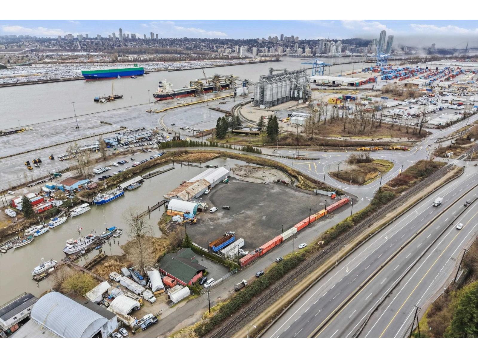 9561 - 9563 &-9569 Gunderson Road, Surrey, British Columbia  V4C 4R9 - Photo 10 - C8077233