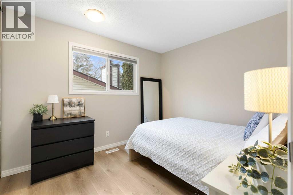 815 Ranchview Circle NW, Calgary, Alberta  T3G 1B2 - Photo 27 - A2292143