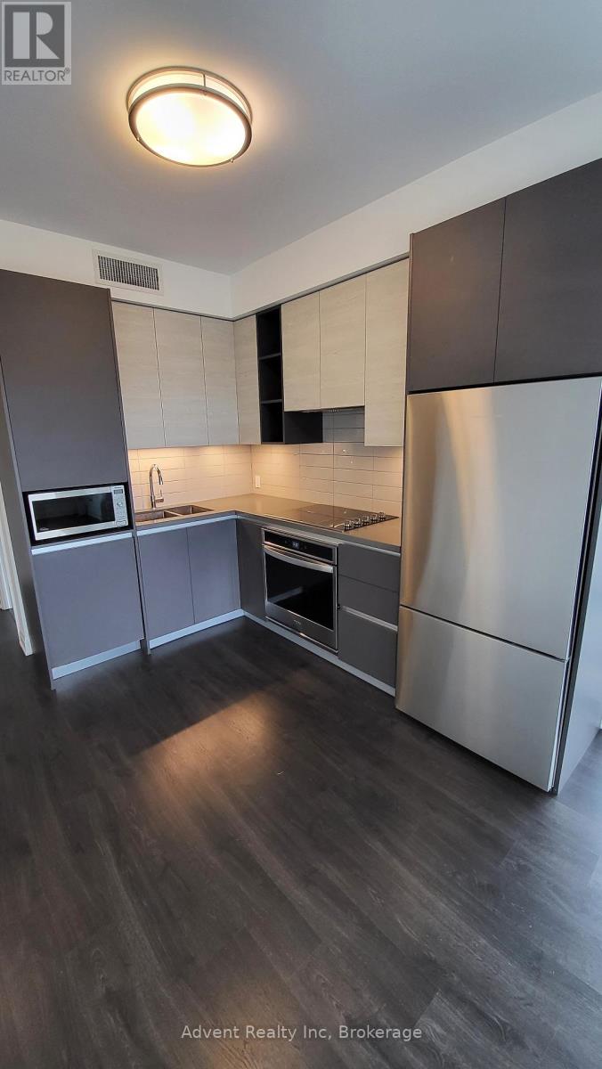 512 - 398 Highway 7 Avenue E, Richmond Hill, Ontario  L4B 0G6 - Photo 2 - N12907012