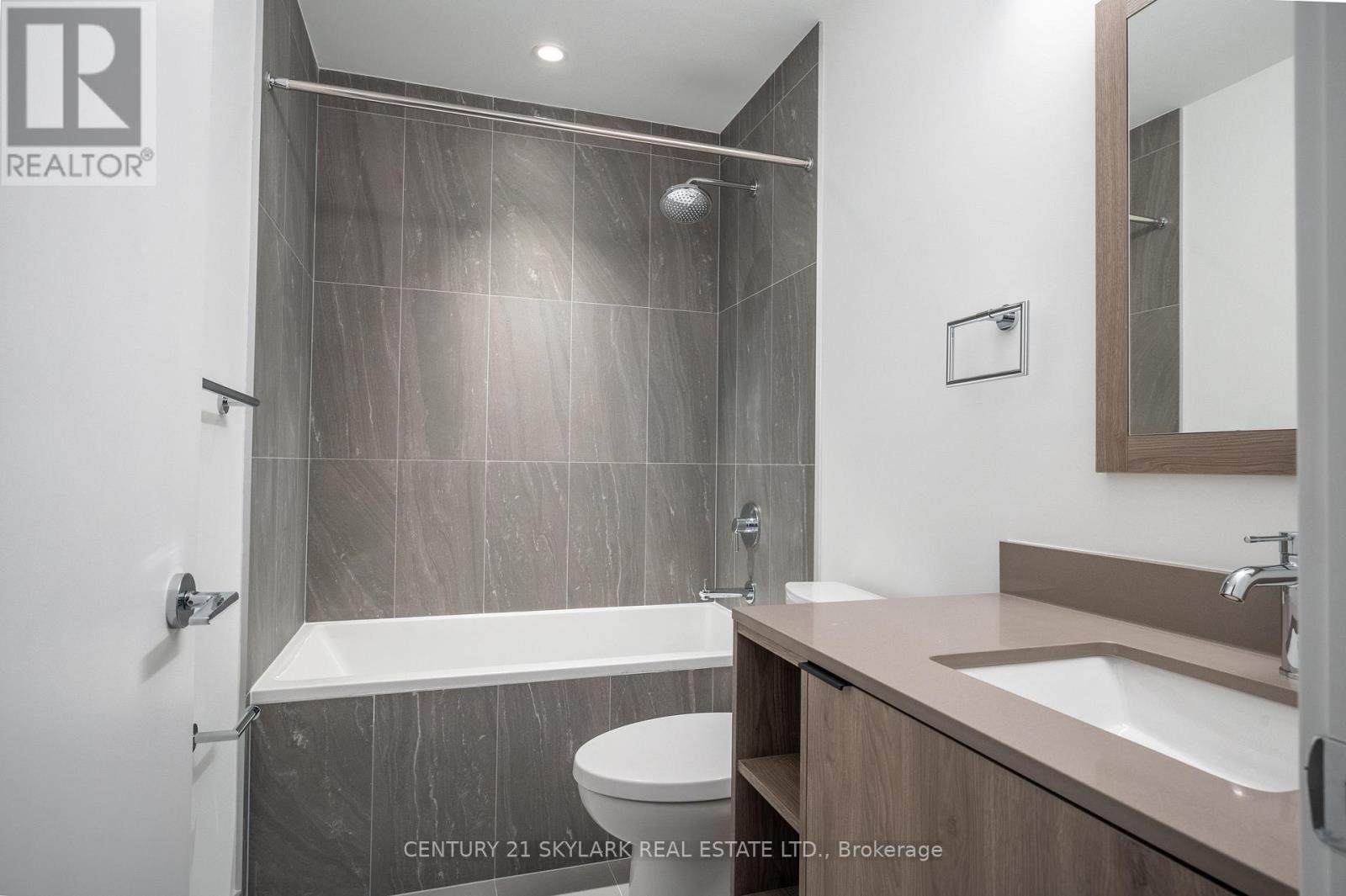 #1306 - 1007 The Queensway Street, Toronto, Ontario  M8Z 0H4 - Photo 3 - W12907002